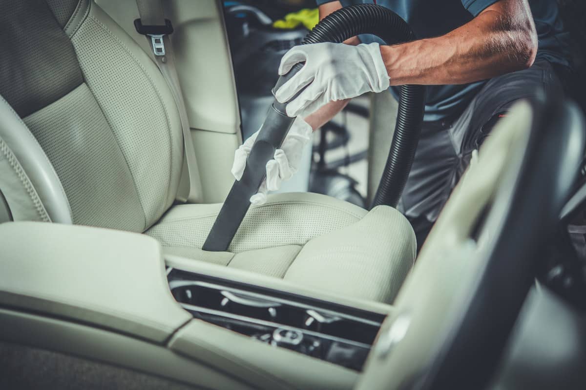 Limpiar el interior del coche