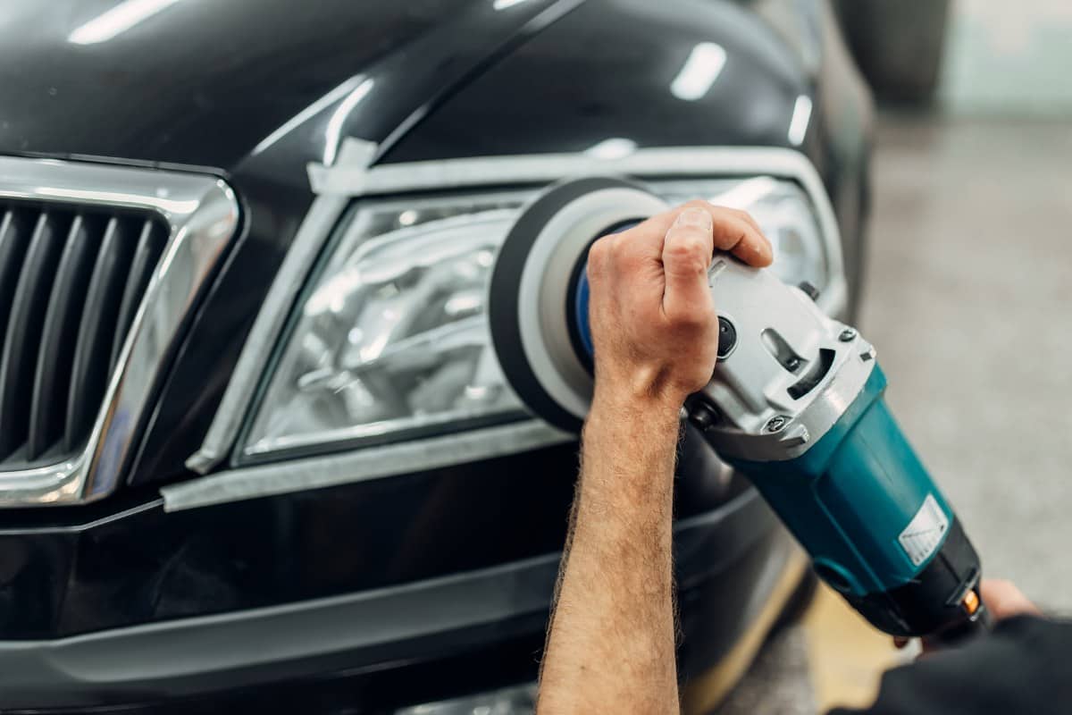 Pulido de faros del coche